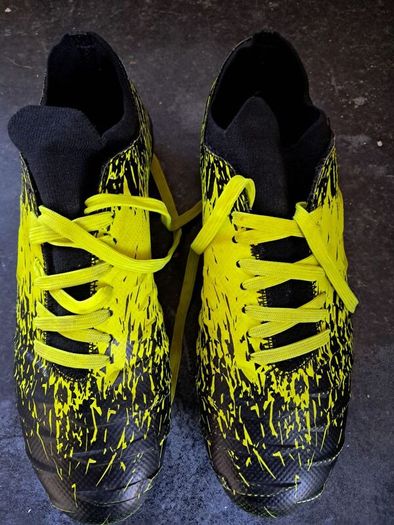 Sondico Football Boots