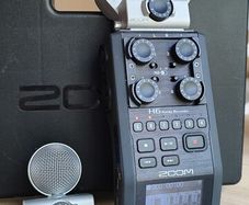Zoom H6 Portable Handy Recorded with MSH-6 and XYH-6 microphones