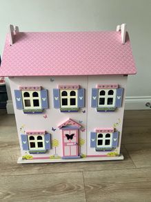 wooden dolls house with furniture & figures