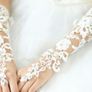 Finger-less bridal gloves Image 2