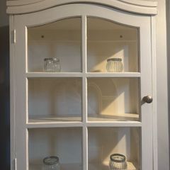 Glass display cabinet