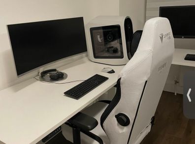 Samsung Curved Monitor