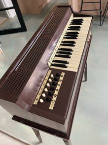 Rosedale Electric Chord Organ