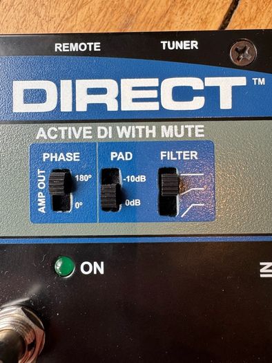 Radial StageDirect Active Muting DI Box