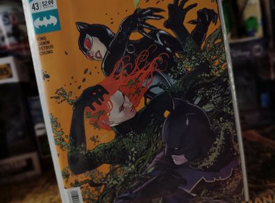 Batman ! Issue #43 ! Catwoman and Poison Ivy ! 2018 ! by DC Comics !