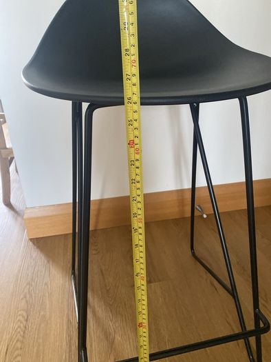 Bar stool