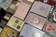 Mixed viral Korean makeup including flower knows