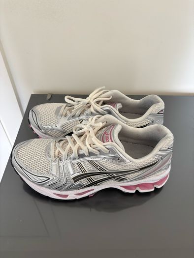 Asics Gel-Kayano 14 Cream/Sweet Pink Unisex