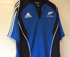 All Blacks Jersey. New Zealand. Official Adidas Mens Alternate Jersey. Authentic Original From Year 2007.Not A Modern Day Remake.