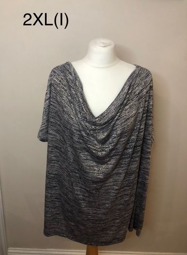 Grey top (2XL)