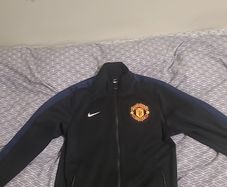 Manchester Untited Nike top
