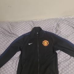 Manchester Untited Nike top