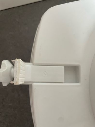 Raised Toilet Seat (6in/150mm)