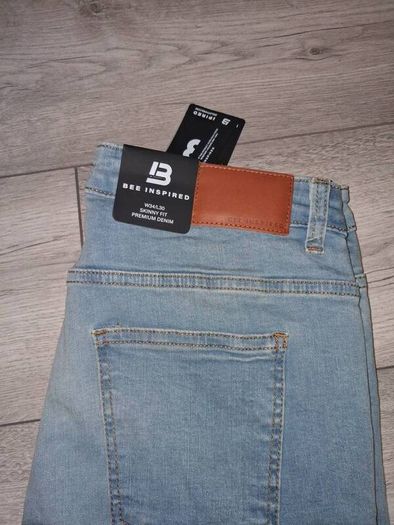 Brand New Bee Inspired Luca Signature Skinny Jeans - Size - 34/30 - 60.00 - Sterling - 78.00 - Euro