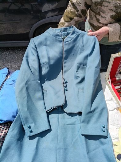 Women's suit