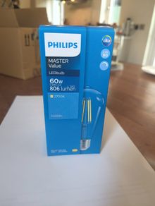 10 x Philips 806 lumen screw-in bulbs