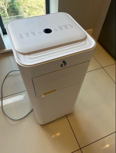 Powerful 9000 BTU Air Conditioner & Dehumidifier