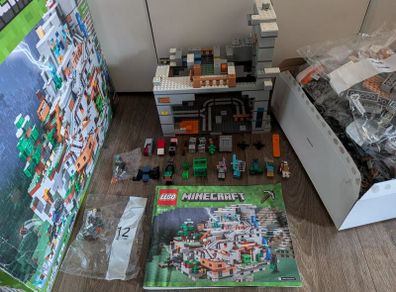 Lego Minecraft 21137: The Mountain Cave