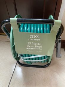 BRAND NEW 25 Metre Hose Reel with Accessories