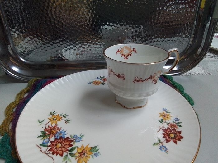 Another Cup& Recessed Plate