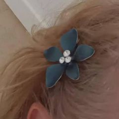 Vintage Flower Hair Clip with Rhinestones