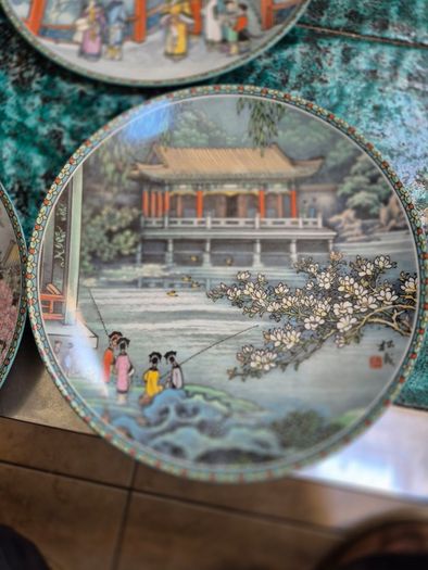 Vintage 1989 Imperial Jingdezhen Porcelain plates