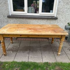 Pine Table