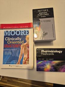 Anatomy textbook + flashcards