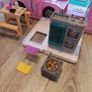 Barbie campervan Image 9