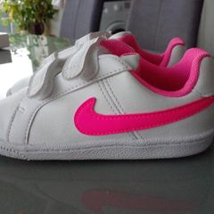 Junior Nike size J/8