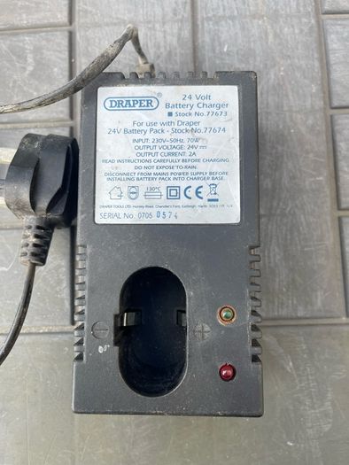 Draper battery charger
