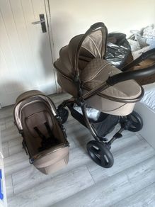 Egg pram
