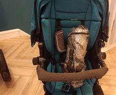 Baby pram / baby car seat