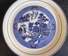 Vintage Arklow Pottery Blue Willow Display Plate