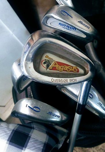 Set of Ladies Golf Clubs