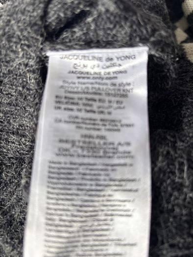 Jacqueline de Yong Jumper