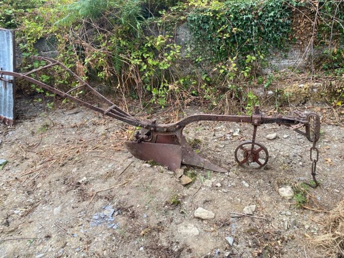 Vintage Pierce plough