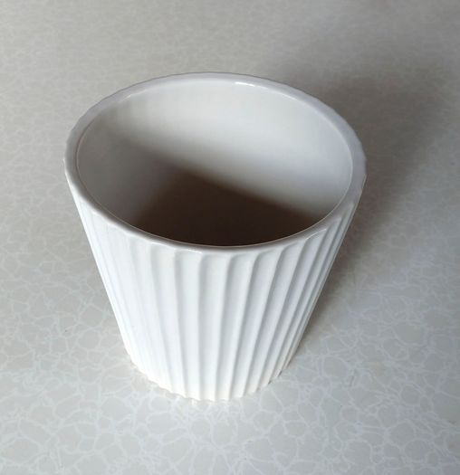 Light Pink & White Plant Pots.