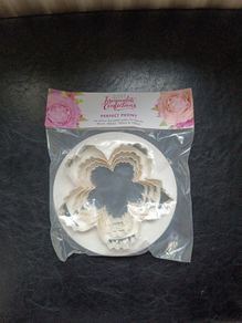 flower cutters cake decorations sugar flowers