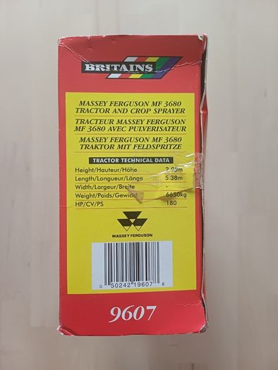 Britains Massey Ferguson MF 3680 Tractor and Crop Sprayer Farm Model 1:32 Scale 9607 MINT