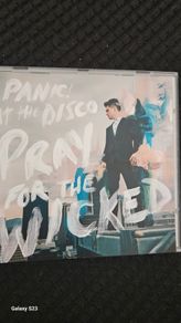 Panic! At The Disco - Pray for the wicked.