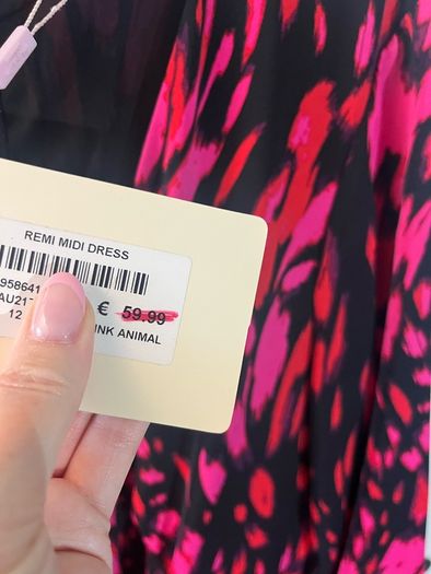 NEW Emily & Me Midi Dress with pockets - Size 12