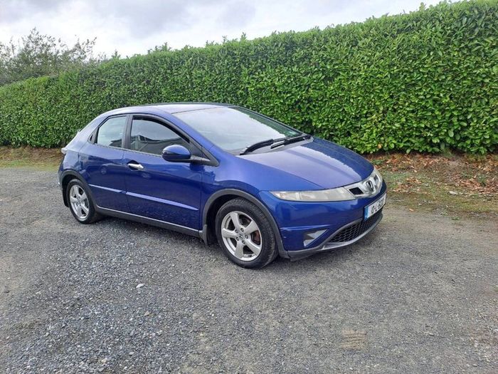 Honda civic car.