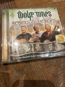 The Wolfe Tones - Rebels & Heroes 2xCD