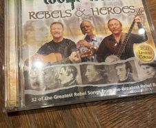 The Wolfe Tones - Rebels & Heroes 2xCD