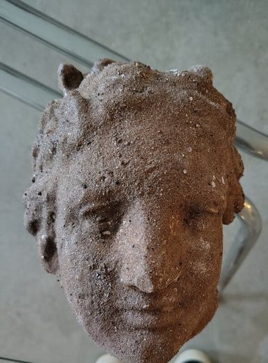 classical cast decor