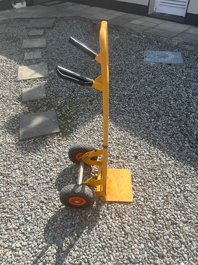 Heavy Duty Hand Truck