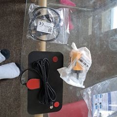 Boosted TV Antenna (flat antenna, booster and plug)