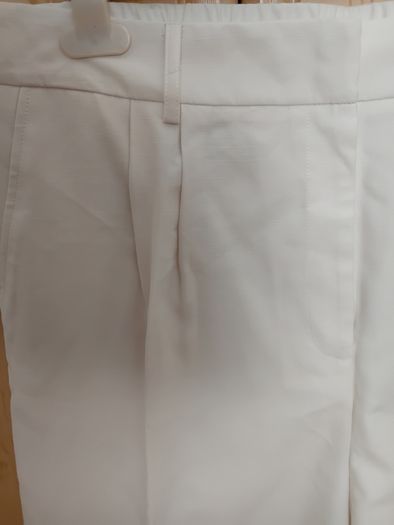 Pleated shorts