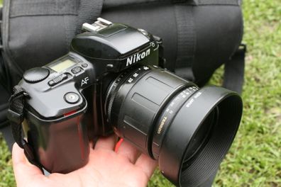 Nikon N6006 35mm SLR Film Camera Lens Tamron 28-80 Tested